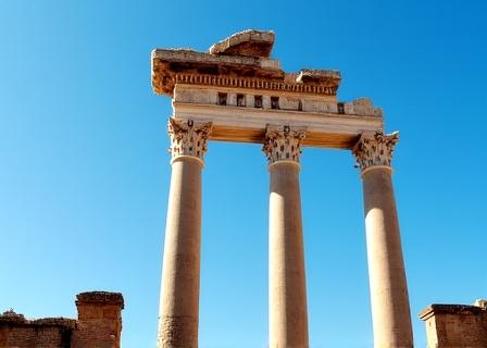 Resti del Foro Romano al tramonto